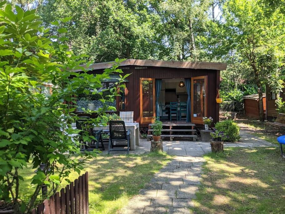 Sfeervol Chaletje In Een Rustige Bosrijke Omgeving Diessen Exterior photo